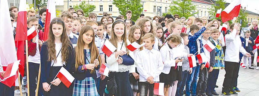 Mieszkańców miasta reprezentowali głównie uczniowie tomaszowskich szkół