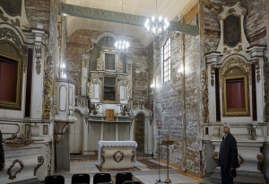 Kościółek uratowany!