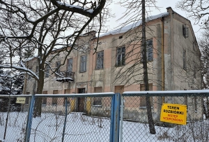 Prawosławny pustostan do rozbiórki