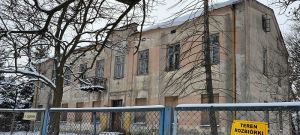 Prawosławny pustostan do rozbiórki