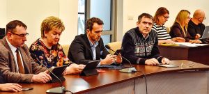 Nowy starosta Dariusz Kowalczyk jeszcze nie urzęduje