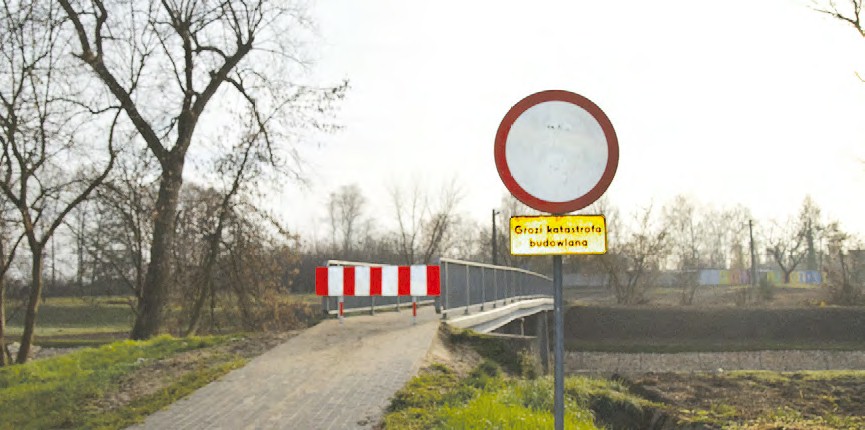 Ruch na kładce jest całkowicie wstrzymany. Grozi katastrofą budowlaną