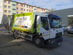 Śmieciarki ZGWK obecnie wywożą odpady na&nbsp;wysypisko koło Rawy Maz