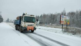 W takich warunkach ważna jest odpowiednio szybka reakcja służb drogowych