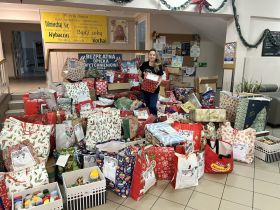 – Podopieczni DPS nr 2 i&nbsp;ZPO co roku czekają na&nbsp;paczki. Cieszymy się, że można dać im radość – mówi organizatorka akcji Katarzyna Rucińska