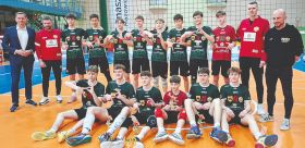 Radość kadetów Lechii po wygraniu ćwierćfinału mistrzostw Polski