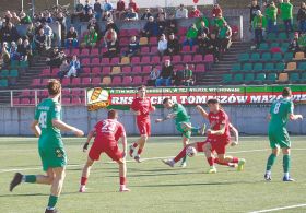 Tomaszowscy piłkarze w&nbsp;meczu z&nbsp;Wartą byli wyjątkowo waleczni