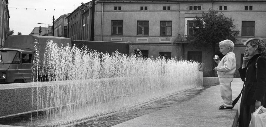 Dawniej fontanny na Placu Kościuszki były całkiem inne i stały w innych miejscach