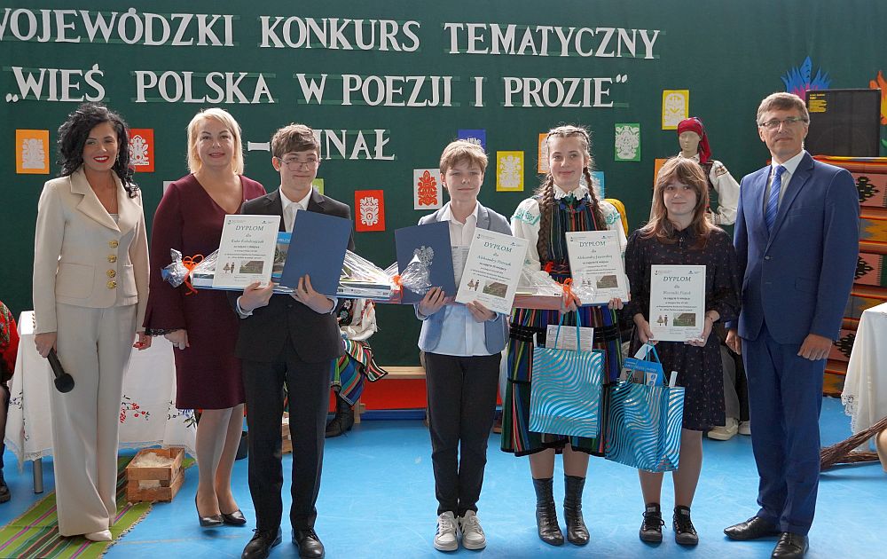 Laureaci i&nbsp;finaliści w&nbsp;kategorii klas IV–VI