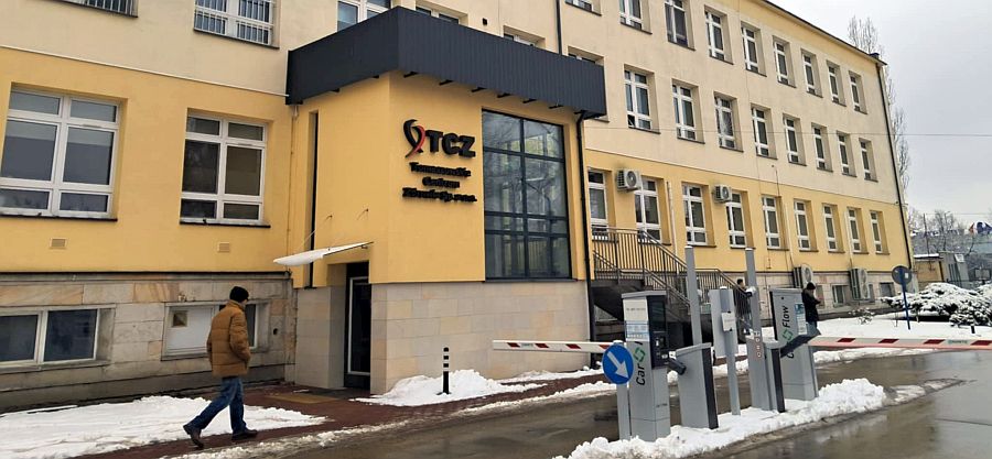 W miniony poniedziałek, 16 lutego odbyła się sesja Rady Powiatu. Obrady zapowiadały się na krótkie, ale nieoczekiwanie przyniosły wielogodzinną dyskusję o Tomaszowskim Centrum Zdrowia.