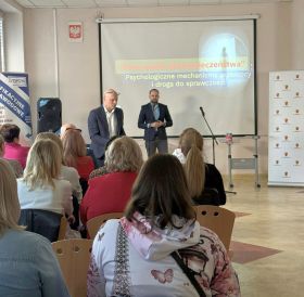 O problemach związanych z&nbsp;przemocą mówił m.in. psycholog Paweł Pastewski