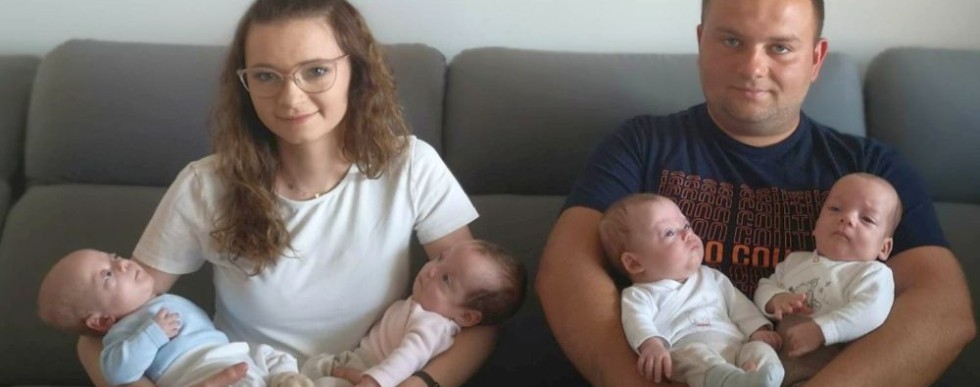 Czworaczki są w domu i rosną jak na drożdżach