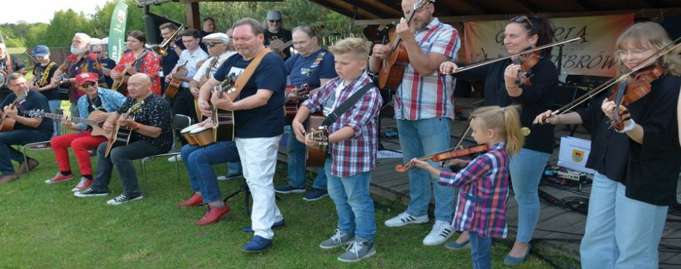 GALERIA NA WSI NIEBRÓW - miejsce pełne bluesa