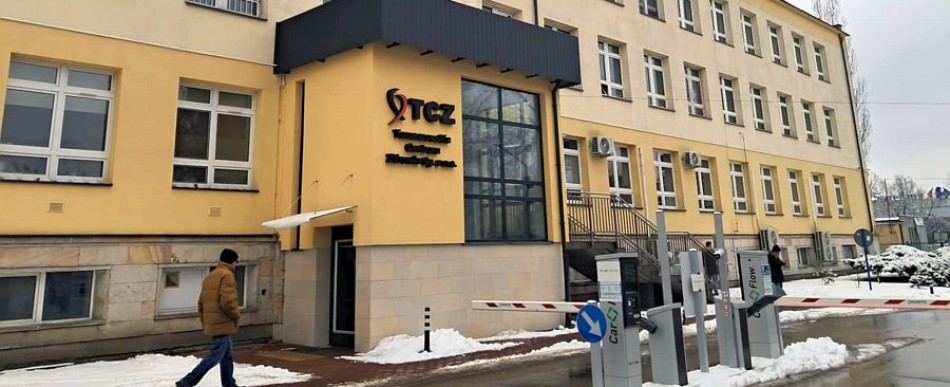 W miniony poniedziałek, 16 lutego odbyła się sesja Rady Powiatu. Obrady zapowiadały się na krótkie, ale nieoczekiwanie przyniosły wielogodzinną dyskusję o Tomaszowskim Centrum Zdrowia.