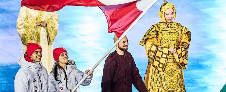 Władek był chorążym polskiej reprezentacji podczas ceremonii zamknięcia igrzysk. Z dumą niósł (wspólnie z Gabrielą Topolską) polską flagę (fot. Polski Komitet Olimpijski)